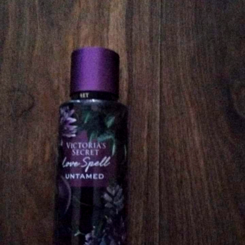 Victoria secret spray